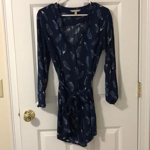 Banana Republic dark blue feather printed dress